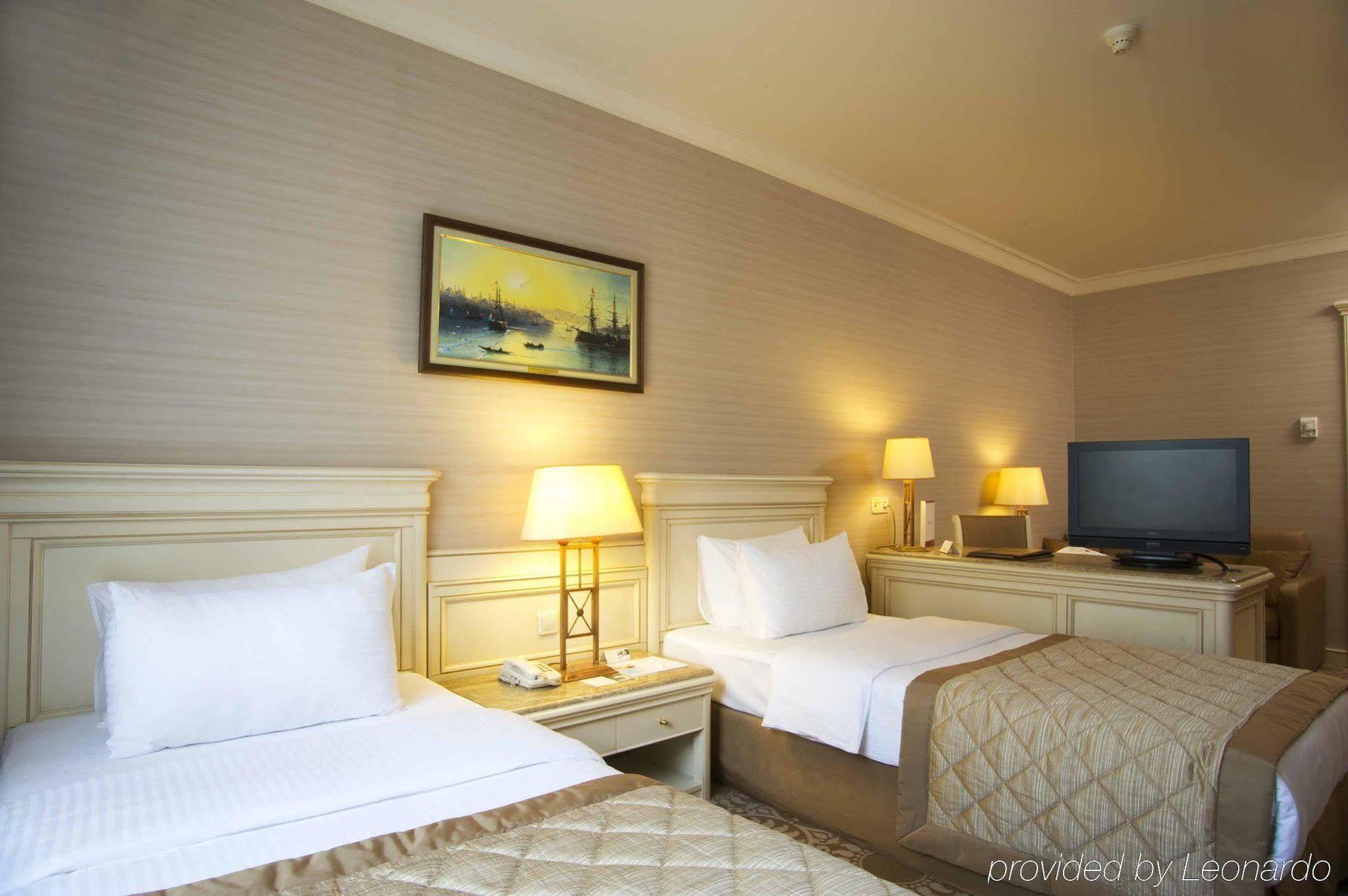 Elite World Comfy Istanbul Taksim Hotel Exterior photo