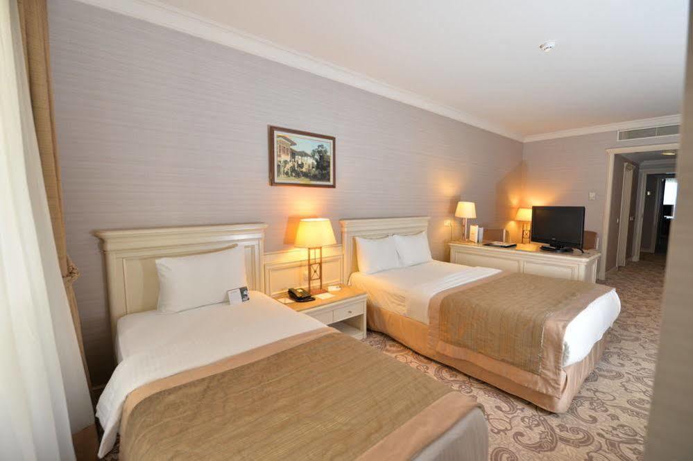 Elite World Comfy Istanbul Taksim Hotel Exterior photo