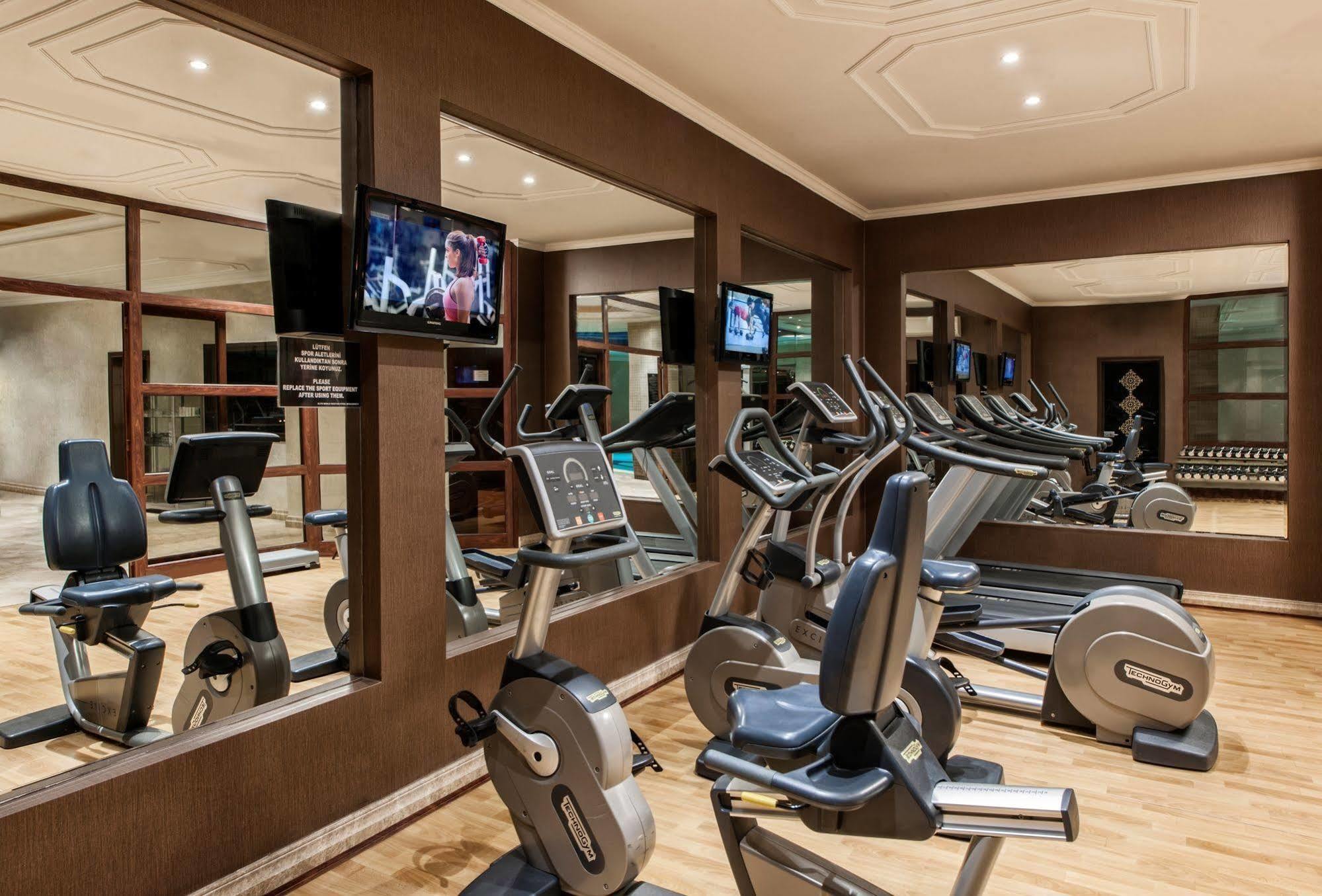 Elite World Comfy Istanbul Taksim Hotel Exterior photo